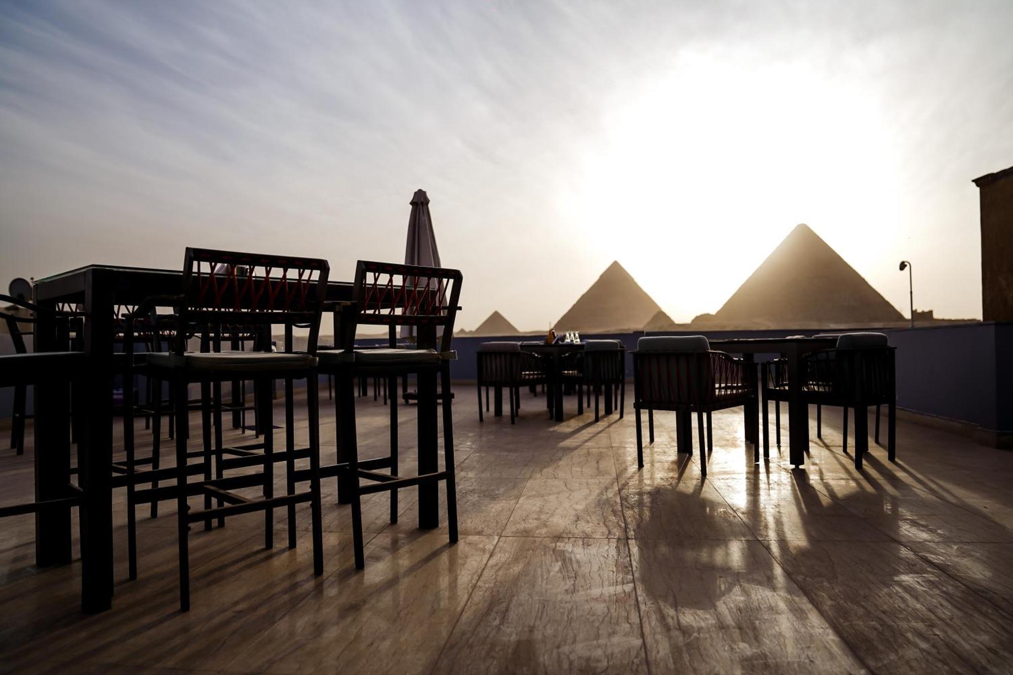 Pyramids Hotel Kafret el-Gabal Exterior foto